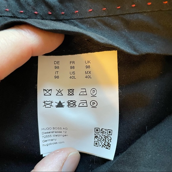 Mens 40L Hugo Boss Suit in Dark Charcoal. Jacket and Pants included. - Picture 8 of 9